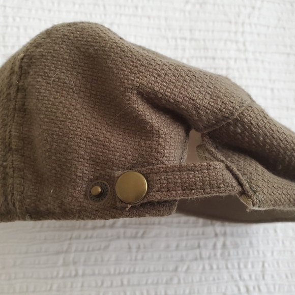 About to Donate! Goorin Flower Print Flat Cap - Picture 3 of 8